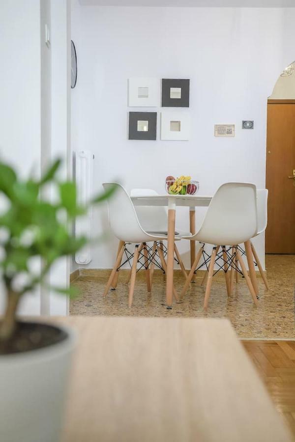 Charming Apartment Near Panathenaic Stadium Exterior photo