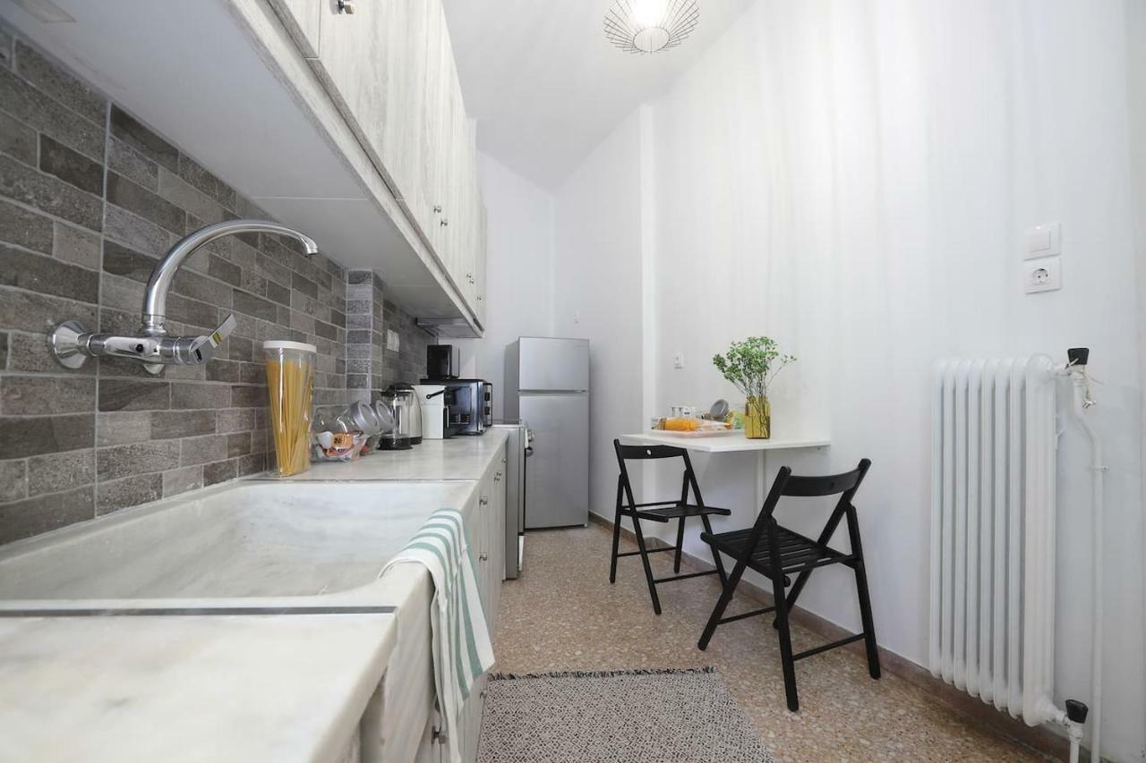 Charming Apartment Near Panathenaic Stadium Exterior photo